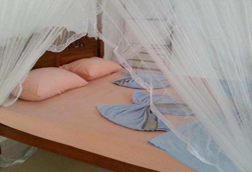 Brave Resort Mirissa