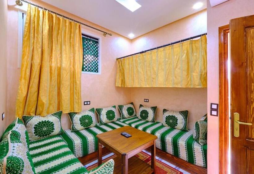 Hotel Central Palace