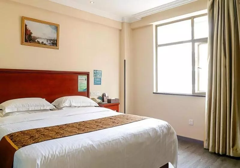 Hotelli Greentree Inn Guangdong Shenzhen Longhua New Area Longguan Rord Tianhong Express