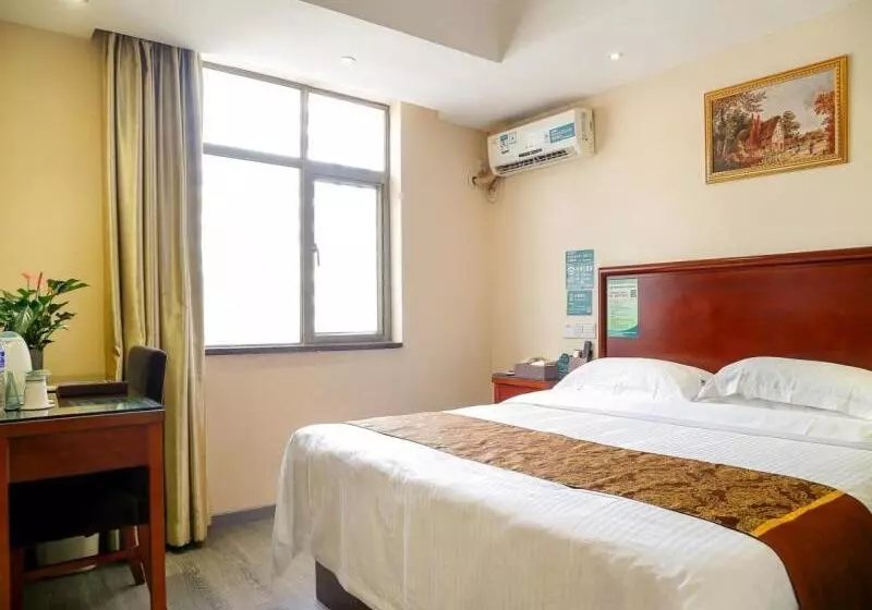 Hotelli Greentree Inn Guangdong Shenzhen Longhua New Area Longguan Rord Tianhong Express
