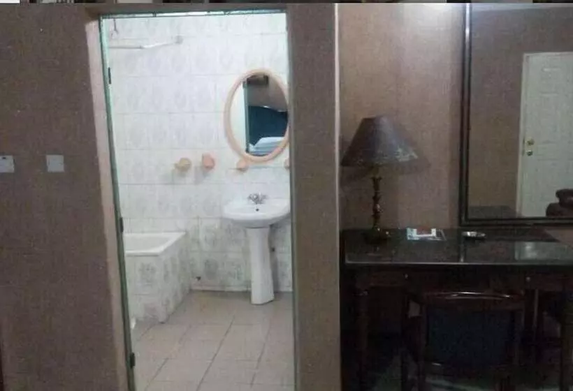 هتل Starking Suites