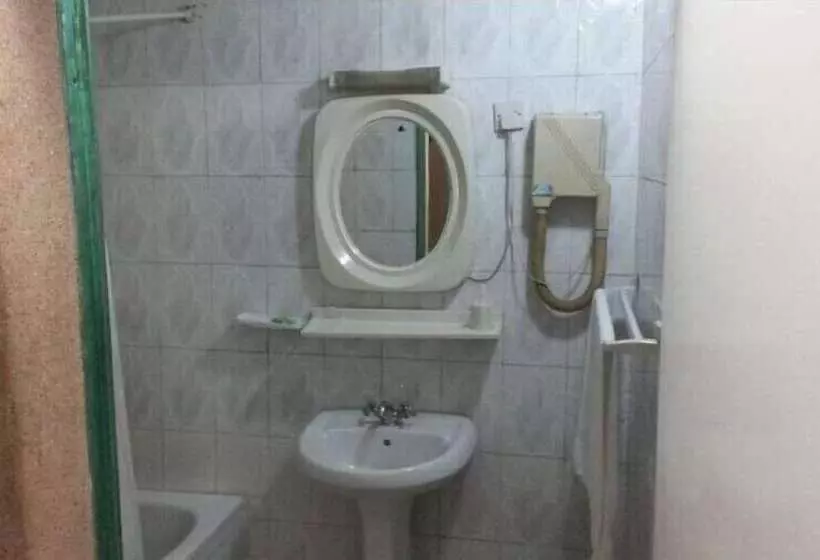 هتل Starking Suites