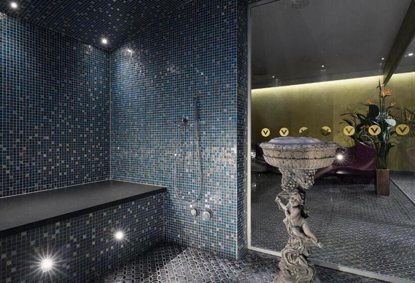 هتل V Spa & Conference