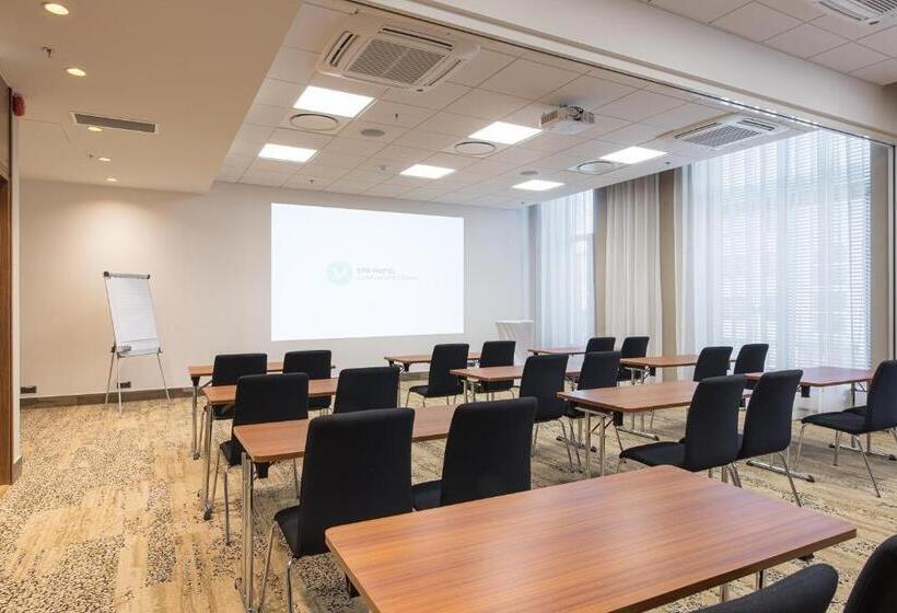 هتل V Spa & Conference