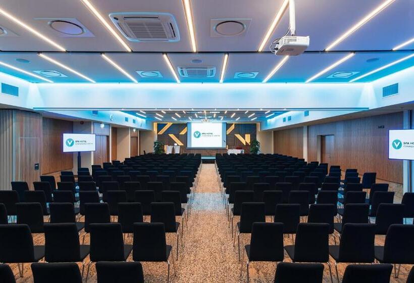 هتل V Spa & Conference