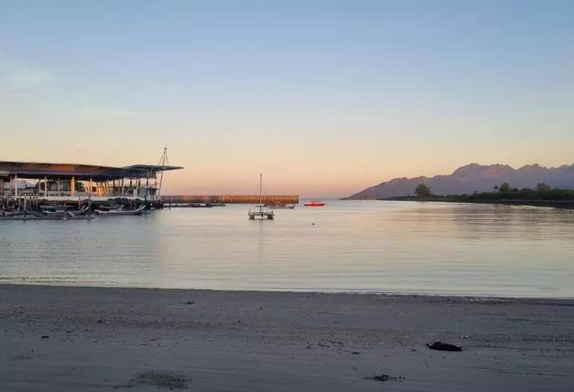 Senari Bay Resort