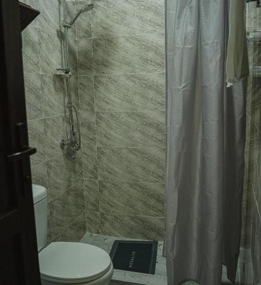 هاستل Old District