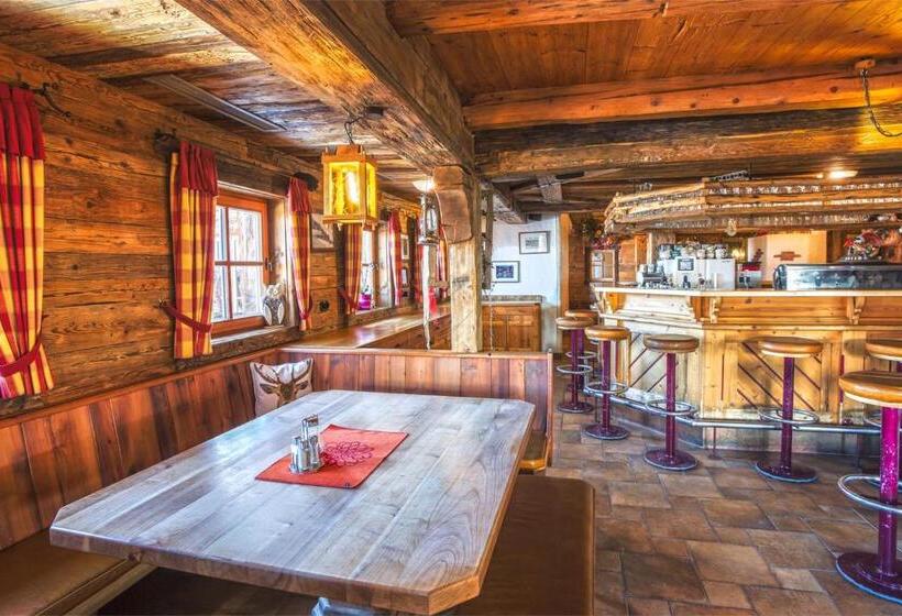 Отель Gehwolfalm Berg