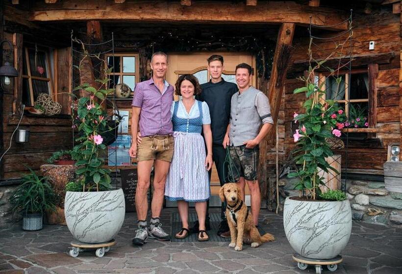 Отель Gehwolfalm Berg