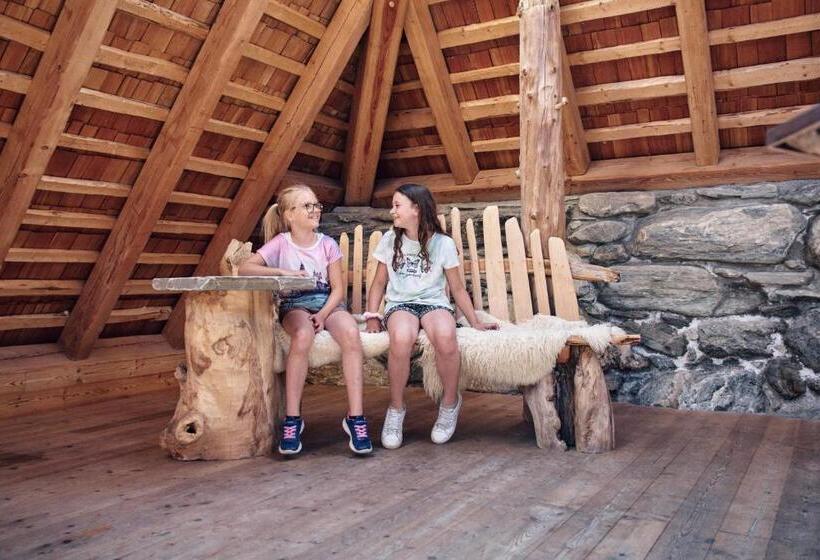 Отель Gehwolfalm Berg