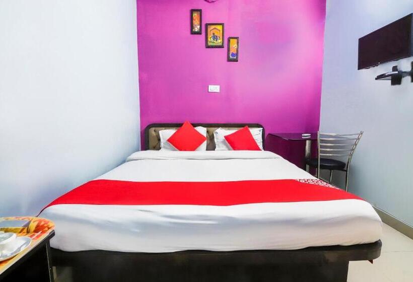 Отель Oyo Royal Inn