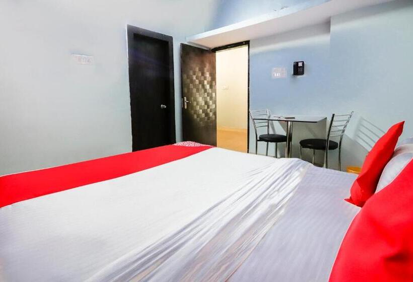 Отель Oyo Royal Inn