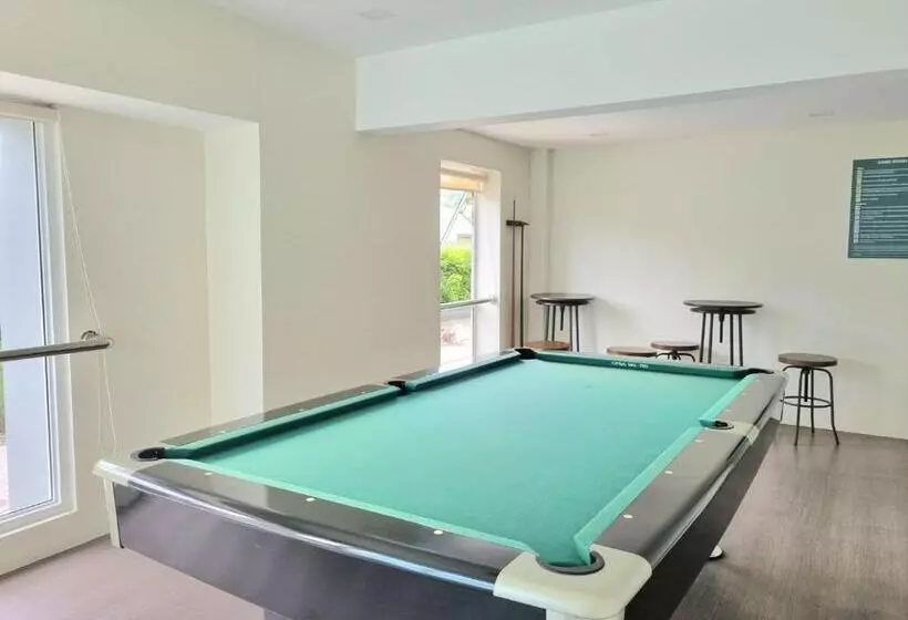 Mika S Crib 2br Condo