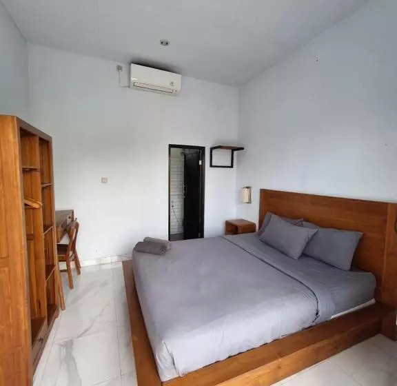 Majatalo Bonewood Guesthouse
