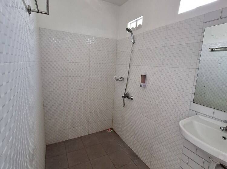 Пансион Bonewood Guesthouse