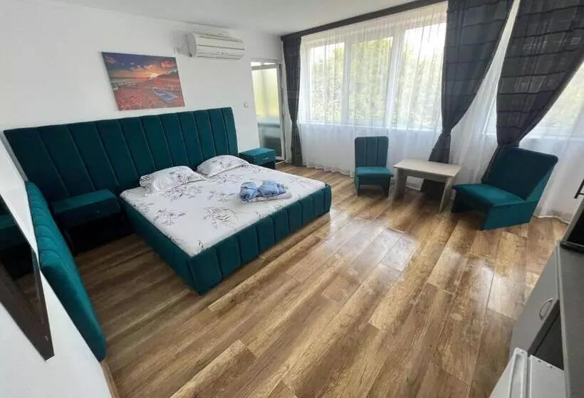 پانسیون Cool Breeze   Mamaia Nord