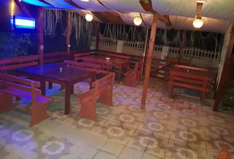 پانسیون Cool Breeze Mamaia Nord