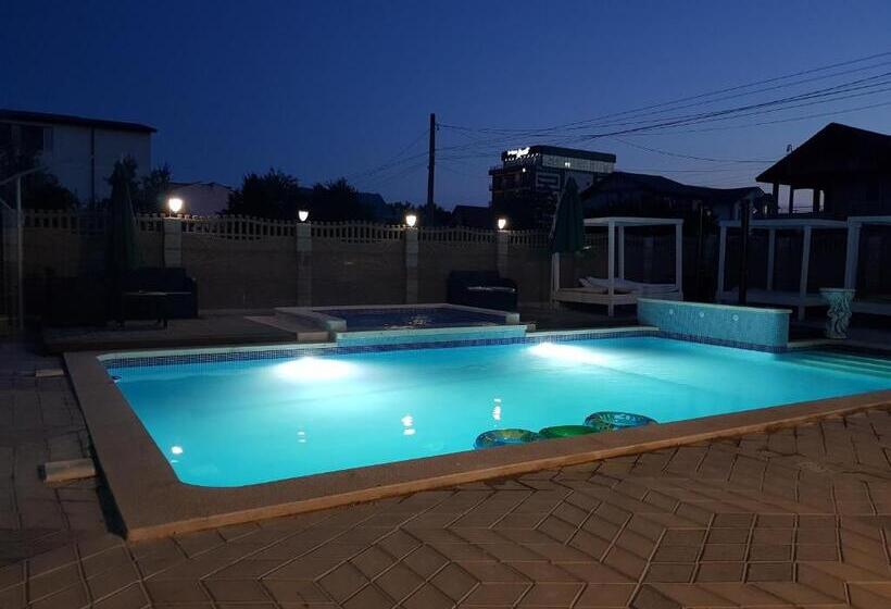 پانسیون Cool Breeze Mamaia Nord