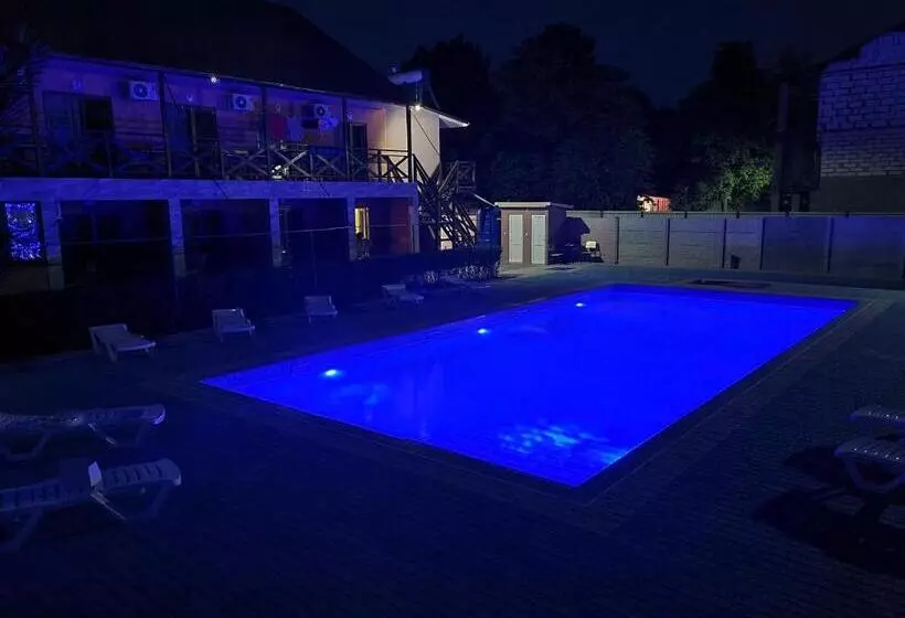 リゾートホテル Otel Elena