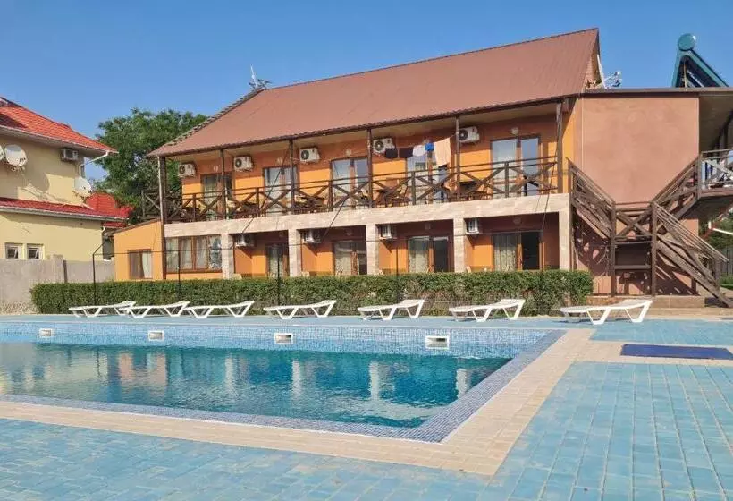 リゾートホテル Otel Elena