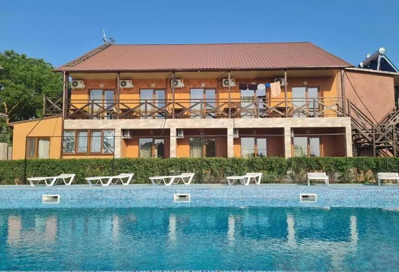 リゾートホテル Otel Elena
