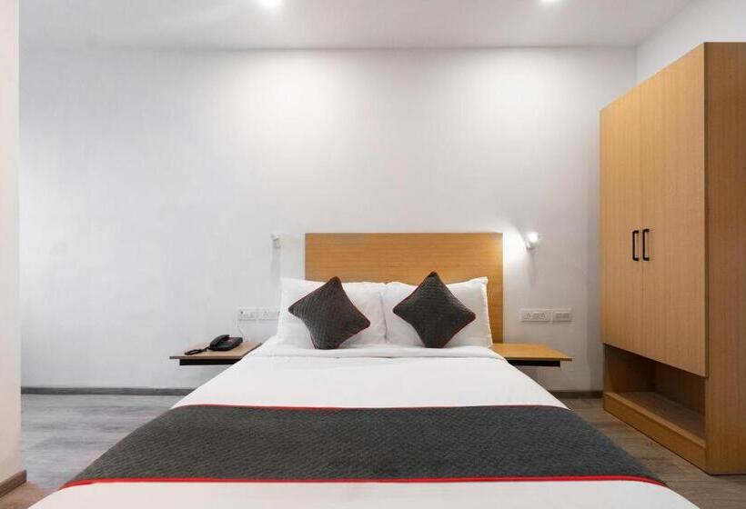 בית מלון כפרי Super Townhouse Mannat International Near Science City Topsia Biswa Bangla Mela Pranga