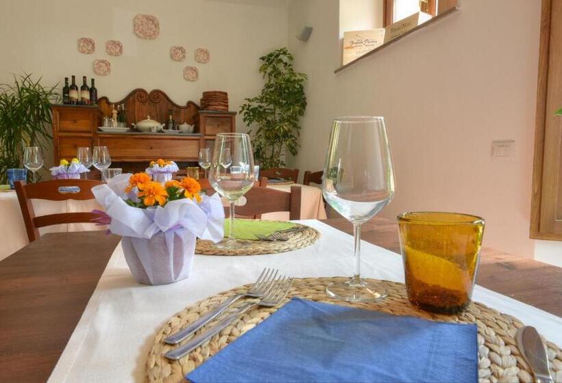 Отель Agriturismo Il Piaggione