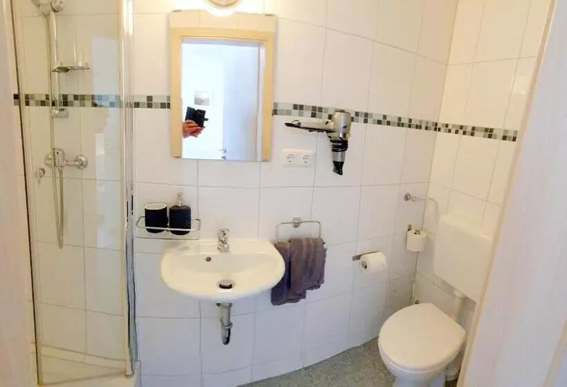 Majatalo Haus Zum Schlosspark