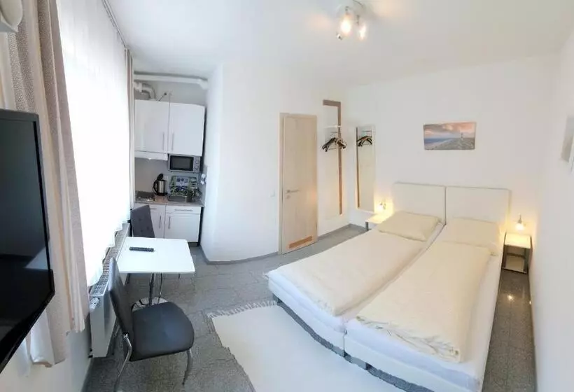 Majatalo Haus Zum Schlosspark