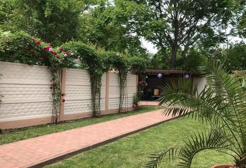 ペンション Mellys Haus
