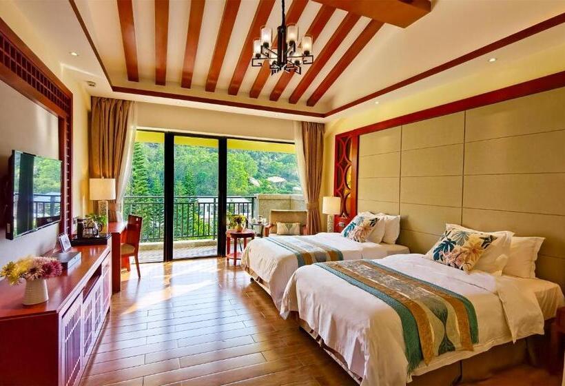 אתר נופש Naqin Geological Ocean Park