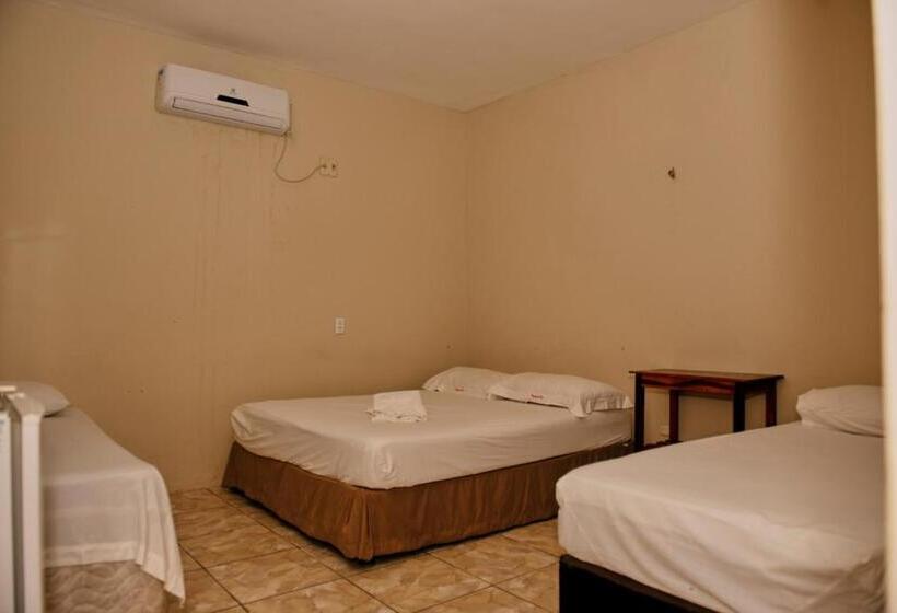 הוסטל Pousada Da Eva