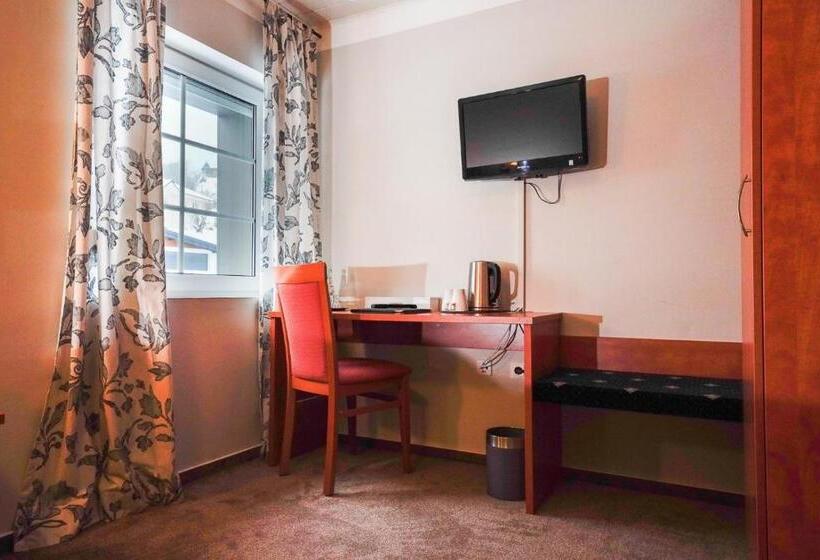 بنسيون Gästehaus Fuchshof