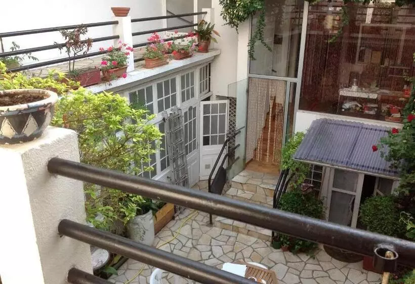 ペンション Maison Notre Dame De La Treille