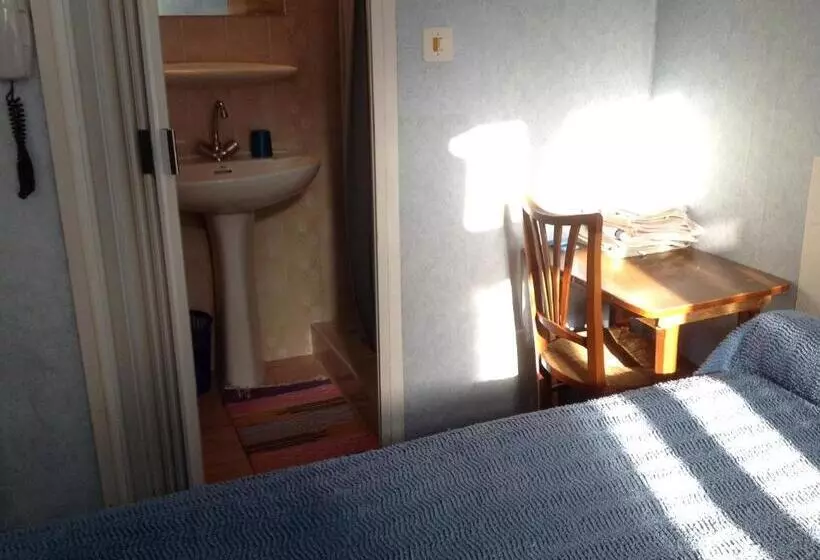 ペンション Maison Notre Dame De La Treille