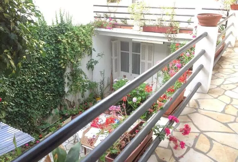 ペンション Maison Notre Dame De La Treille