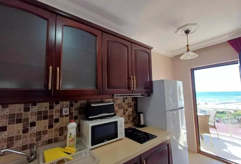 Sunset Beach Apartments