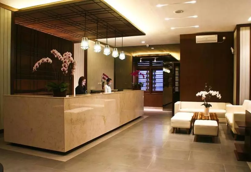 ホテル Balcony Sukabumi
