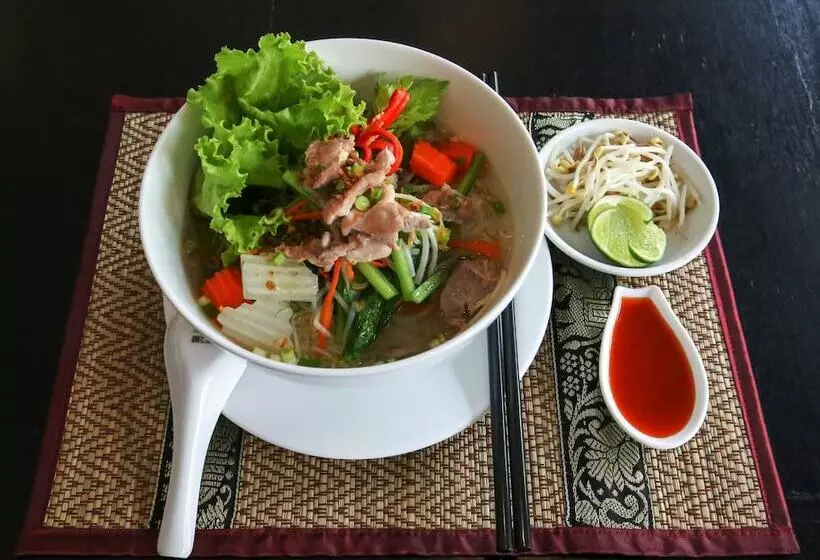 تختخواب و صبحانه Chheng Residence