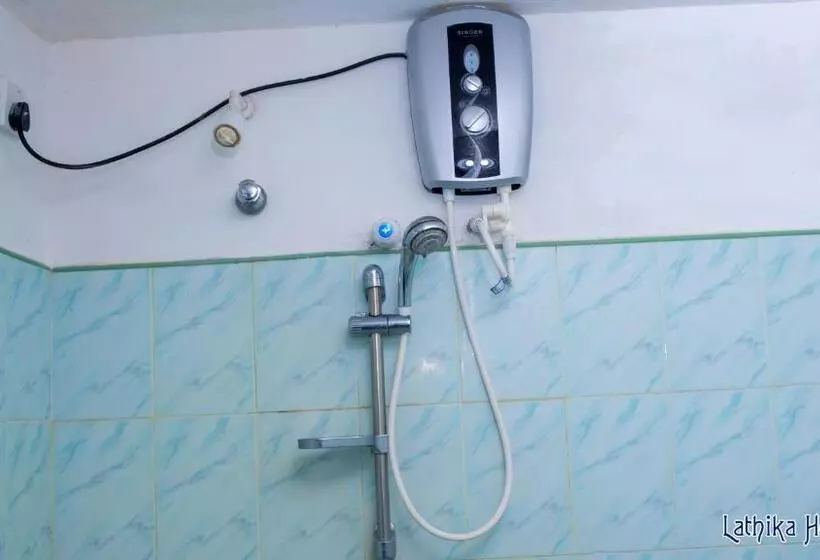 تختخواب و صبحانه Lathika Homes