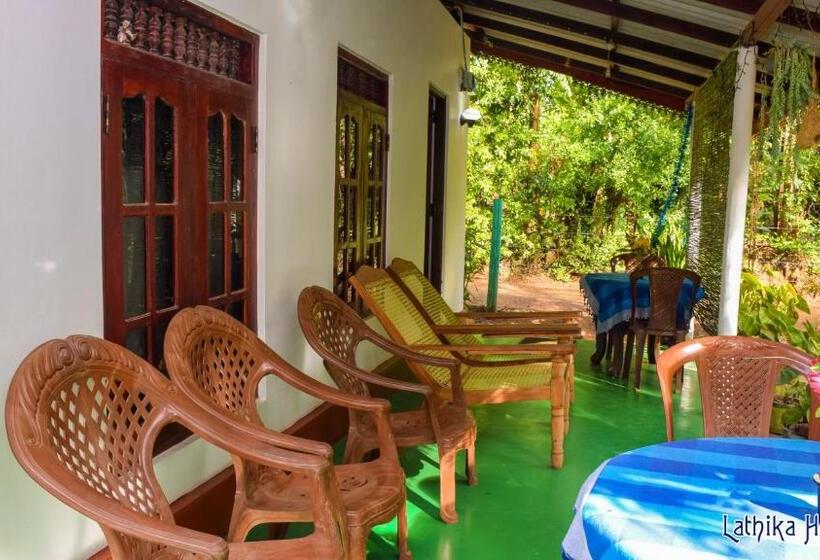 צימר Lathika Homes