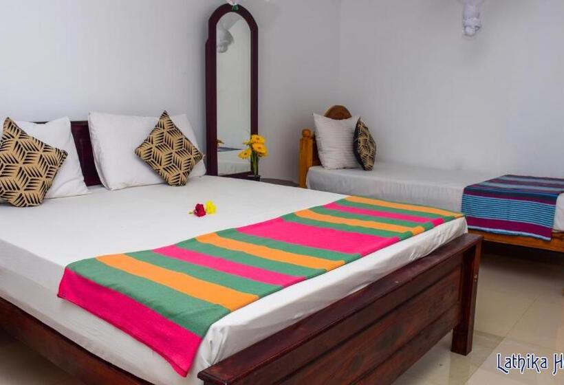 צימר Lathika Homes