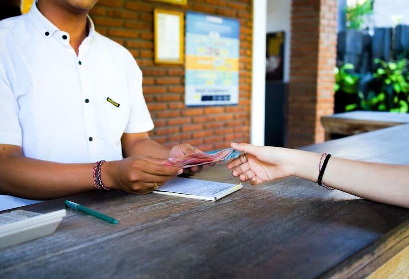 酒店 Alam Bali Beach Resort