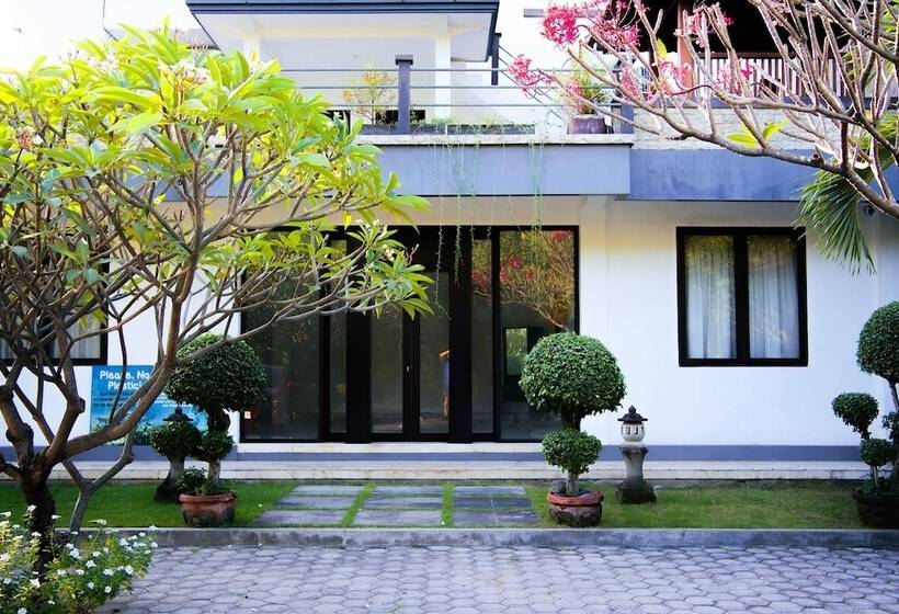 酒店 Alam Bali Beach Resort