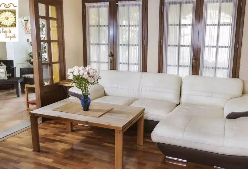 هتل Boutique La Casa De Margarita
