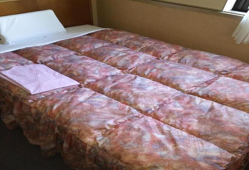 בית מלון כפרי Hyper Hills Hirosaki