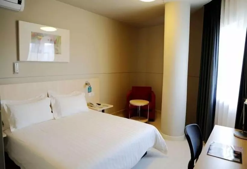 Hotelli Jinjiang Inn Hengshui Zhongxin Street