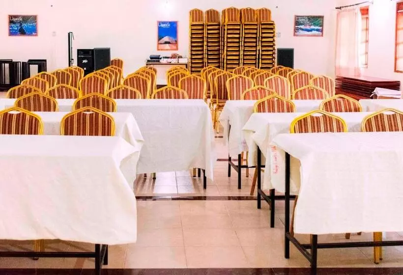 هتل Kalya Courts
