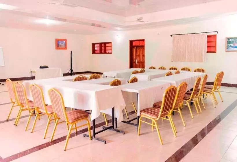 هتل Kalya Courts