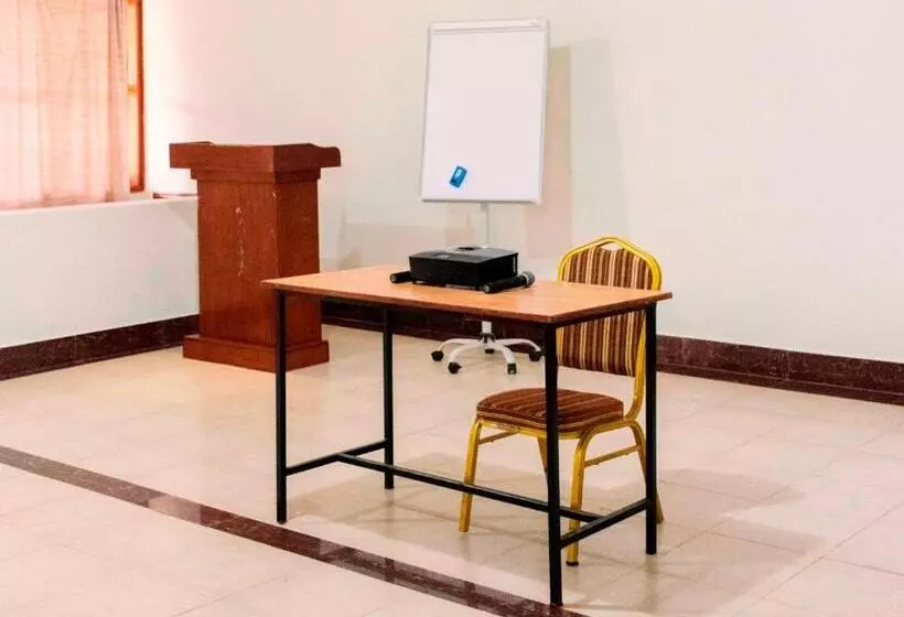 هتل Kalya Courts